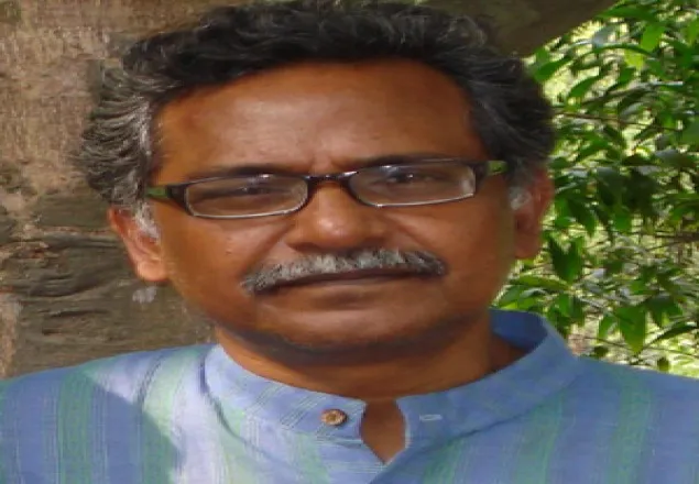 ক্ষমতা টেকাতে বিদেশি কোম্পানির স্বার্থ দেখছে লুটেরা গোষ্ঠী: আনু মুহাম্মদ