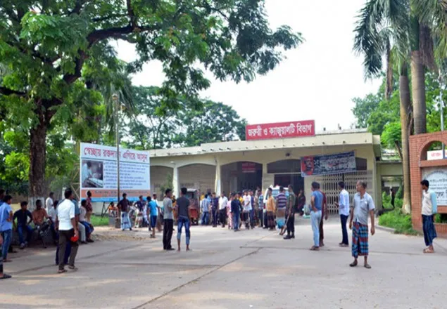 জঙ্গির ছুরিকাঘাতে দুই পুলিশ আহত: গ্রেফতার ১