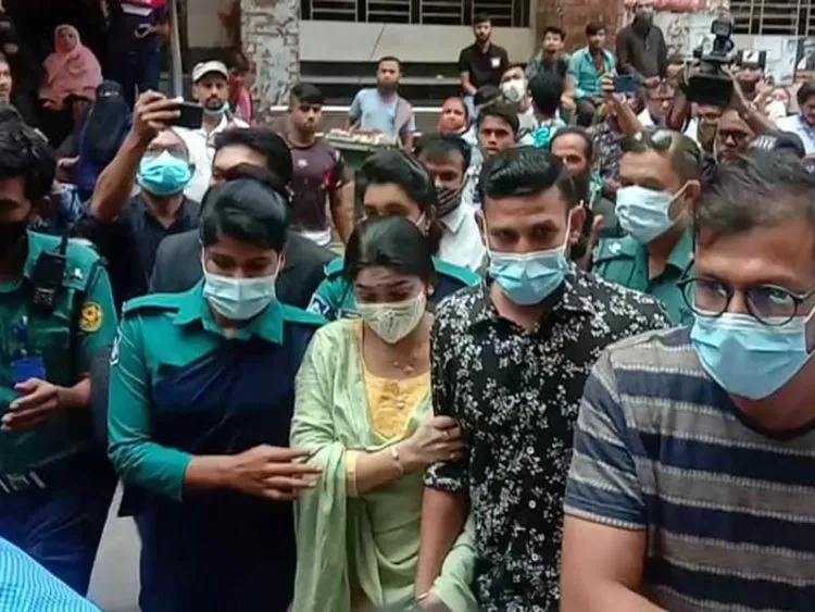 স্ত্রী-শাশুড়িসহ জামিন পেলেন ক্রিকেটার নাসির