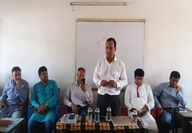 নির্বাচন উপলক্ষ্যে খাগড়াছড়িতে কর্মকর্তাদের নিয়ে প্রশিক্ষণ কর্মশালা
