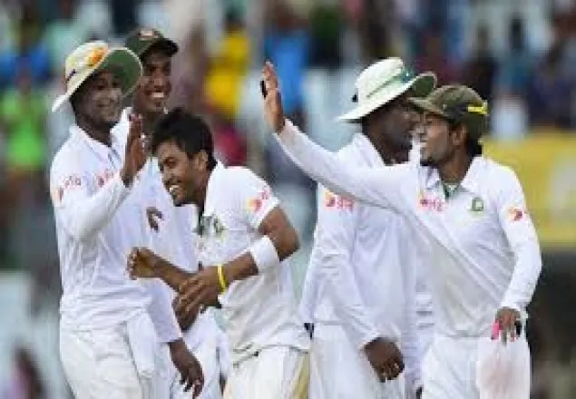 চাপে শ্রীলঙ্কা 