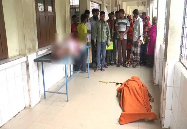 কুষ্টিয়ায় বাস উল্টে নিহত ২ আহত ৪৮