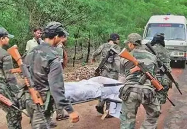 ভারতে মাওবাদী বিদ্রোহীদের হামলায় ১১ পুলিশ নিহত 