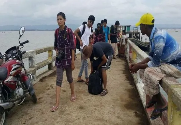 সেন্ট মার্টিনে আটকা পড়েছে আট শতাধিক পর্যটক