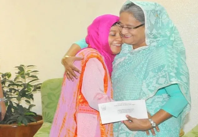 ডা. নুসরাতের চিকিৎসার জন্য কোটি টাকা দিলেন প্রধানমন্ত্রী