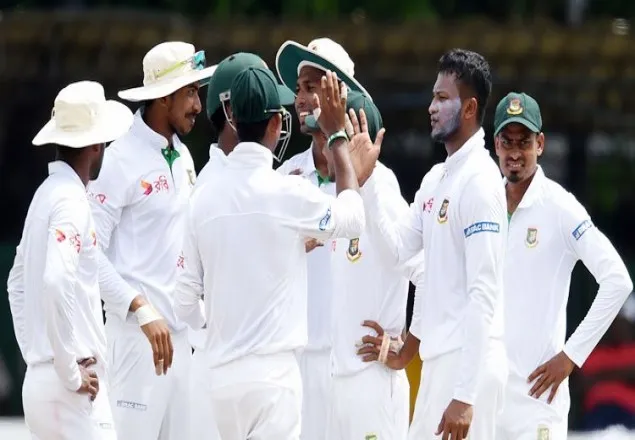৩৩৮ রানে থামল শ্রীলঙ্কা