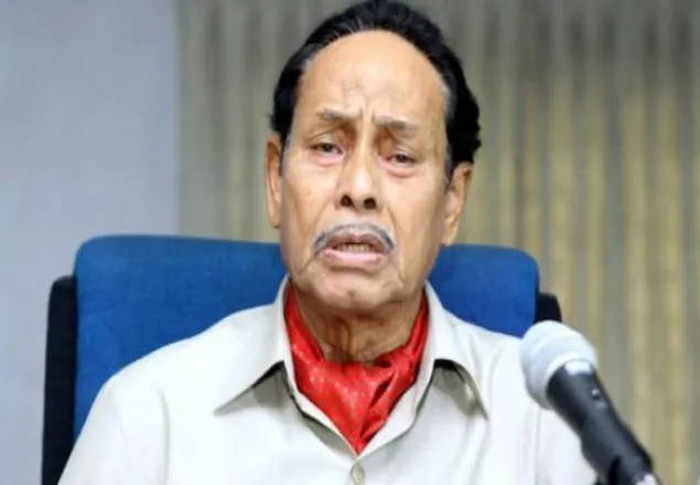 এ ধরনের মূর্তি বিশ্বের কোনো আদালতের সামনে দেখিনি: এরশাদ 