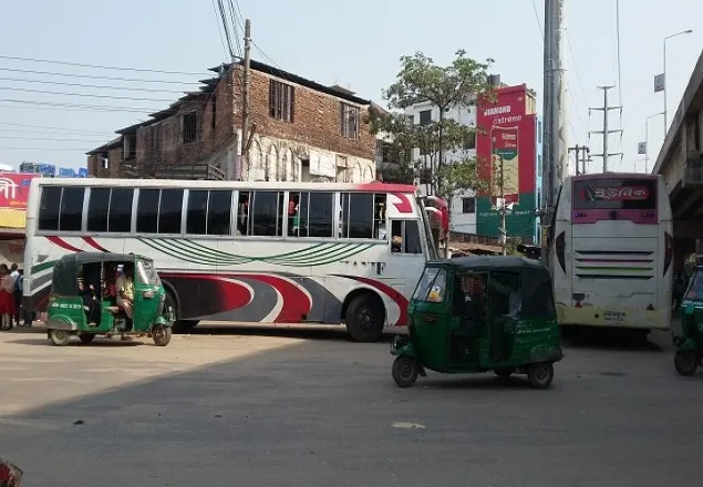 ছুটির দিনে কি বাড়ি ফিরতে মানা সাতকানিয়া-লোহাগাড়াবাসীর?