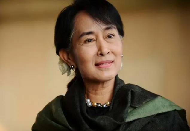 চাপের মুখে মিয়ানমারের নেত্রী অং সান সু চি
