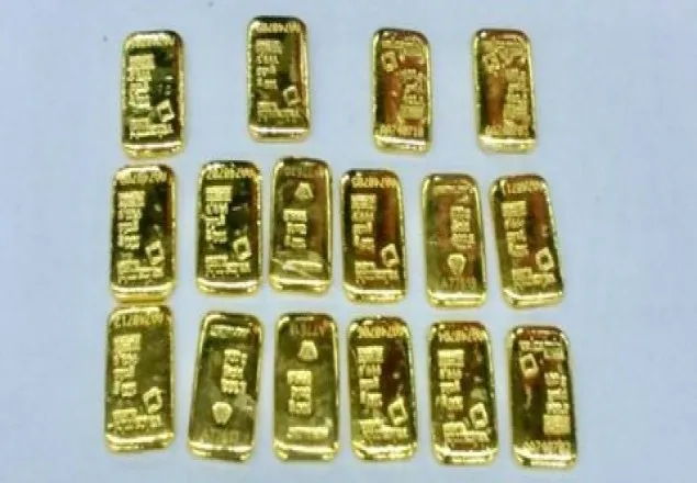 শাহজালালে ১৬ স্বর্ণের বারসহ যাত্রী আটক