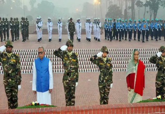 জাতীয় স্মৃতিসৌধে রাষ্ট্রপতি-প্রধানমন্ত্রীর শ্রদ্ধা 