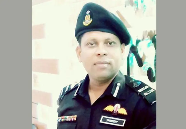 সিঙ্গাপুর নেয়া হচ্ছে  আহত র‌্যাবের প্রধানকে