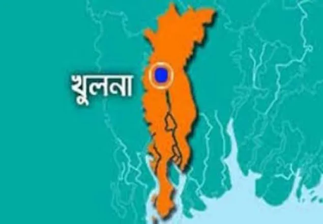 খুলনায় বাস খাদে পড়ে নিহত ৪