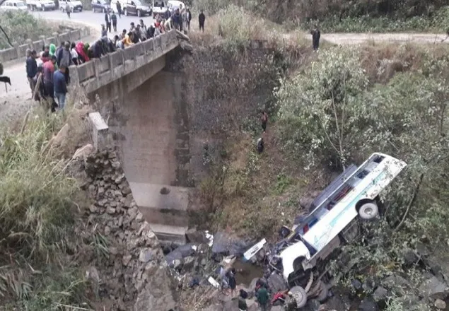 ভারতের মনিপুরে সড়ক দুর্ঘটনায় নিহত ১০ আহত ২৫