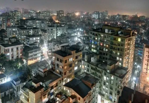 ব্যয়বহুল শহর হিসেবে দ. এশিয়ার শীর্ষে ঢাকা 