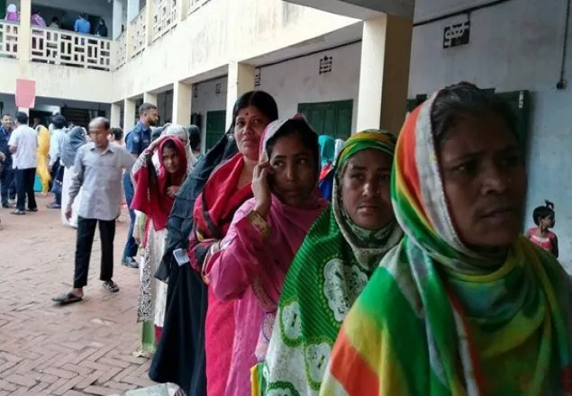 কুমিল্লা সিটি নির্বাচনে ভোট গ্রহণ চলছে