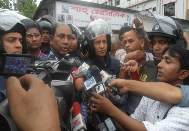 বড়হাটে ‘অপারেশন মেক্সিমাস’ চলছে 