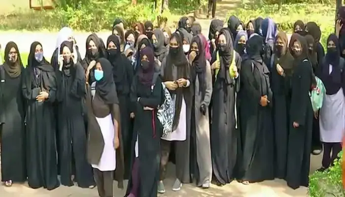 Ban on Hijab: Supreme Court refuses early hearing against HC verdict
