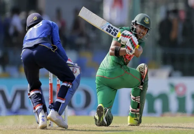 ব্যাটিং বিপর্যয়ে টাইগাররা 