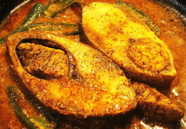 প্রণবকে ‘ভাপা ইলিশ’ রান্না করে খাওয়ালেন হাসিনা  