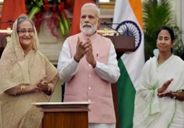 মমতার প্রস্তাবে চাপা অস্বস্তি
