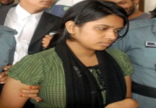ঐশীকে আদালতে আনা হয়েছে