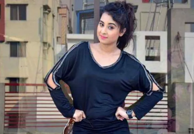 ছবির মহরত শেষে হাসপাতালে বুবলি