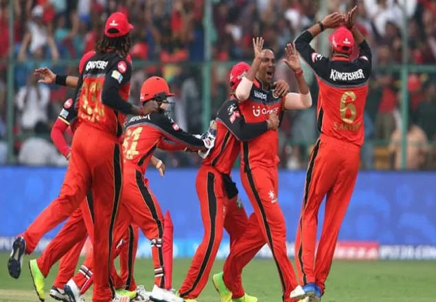আইপিএলের চলতি আসরে প্রথম হ্যাটট্রিক বদরির