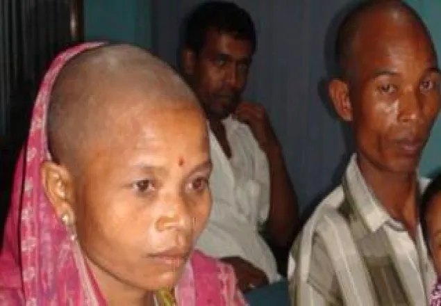 অবৈধ সম্পর্কের অভিযোগে ন্যাড়া করার ঘটনায় মামলা 