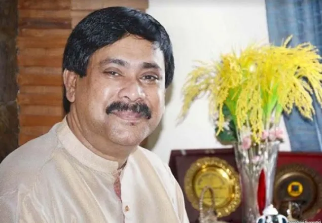 মেয়র সাক্কুর বিরুদ্ধে গ্রেফতারি পরোয়ানা 