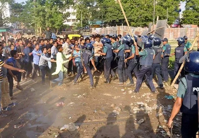 চট্টগ্রামে পুলিশ-ছাত্রলীগ সংঘর্ষের ঘটনায় মামলা