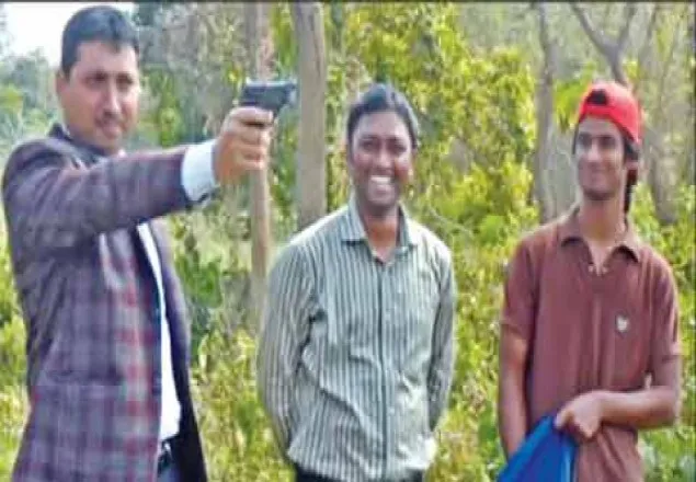 অস্ত্র প্রশিক্ষণ নেয়া সেই মতিয়ার এখন ঢাবি শিক্ষক