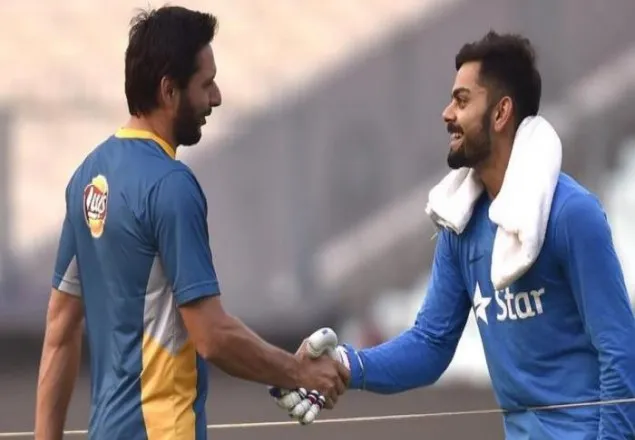 আফ্রিদিকে জার্সি পাঠালেন কোহলিরা