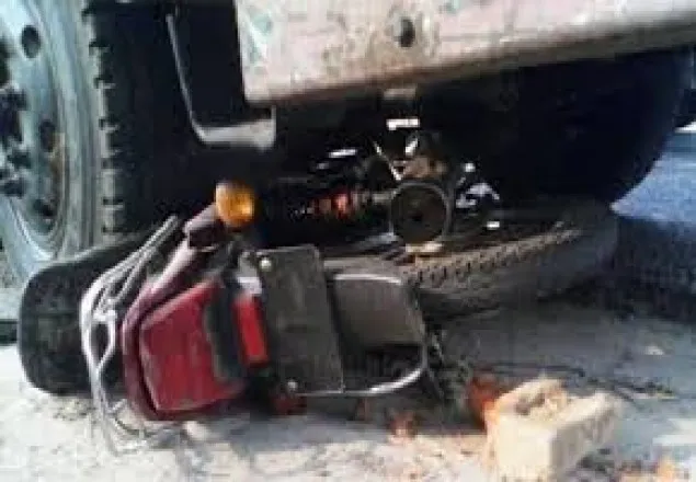 ঝিনাইদহ-যশোর মহাসড়কে ট্রাক চাঁপায় মোটরসাইকেল আরোহী নিহত 