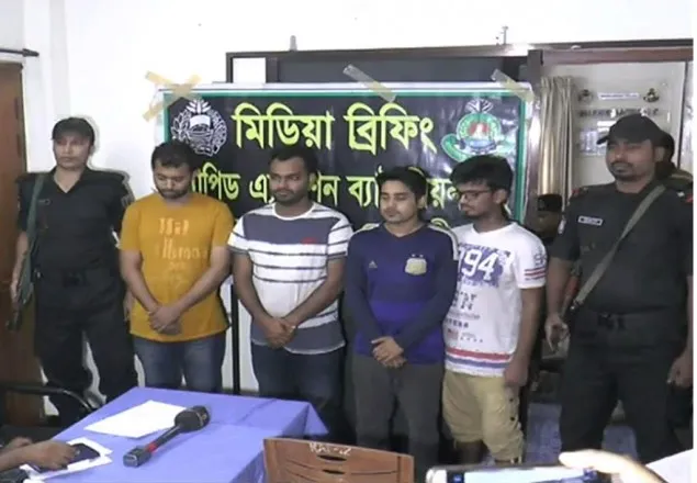 টাঙ্গাইলের অপহৃত ছাত্রসহ ভর্তি জালিয়াতি চক্রের ৪ জন আটক