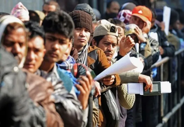 রেমিটেন্স আয় কমেছে প্রায় ১৮ শতাংশ