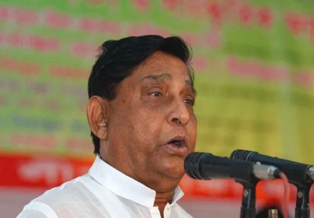 আগামী বছর ফসল ওঠা পর্যন্ত ক্ষতিগ্রস্তদের সহায়তা দেয়া হবে: ত্রাণমন্ত্রী
