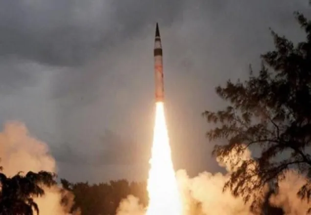ক্ষেপণাস্ত্র পরীক্ষা চালিয়েছে ভারত