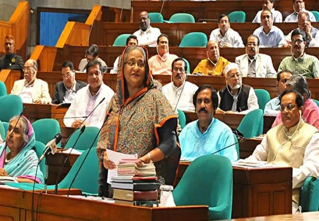 ‘প্রধান বিচারপতি কীভাবে বললেন, আইনের শাসন নেই?’