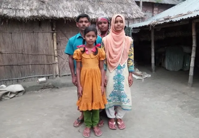 দারিদ্র্য জয় করে অদম্য সূবর্ণার সাফল্য