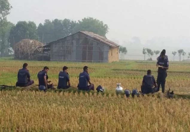 রাজশাহীতে অভিযানে ফায়ার সার্ভিস কর্মীসহ নিহত ৬