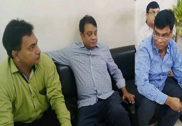গোয়েন্দা কার্ষালয়ে আপন জুয়েলার্সের ৩ ভাই