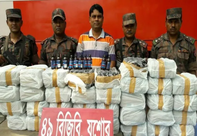 বেনাপোলে বিজিবির অভিযানে বিপুল পরিমাণে মাদকদ্রব্য জব্দ
