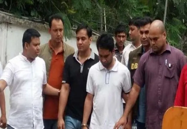 বিদেশি মদ পান করিয়ে দুই তরুণীকে ধর্ষণ করে: সাফাত