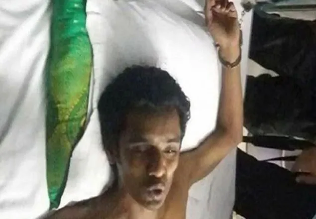 হ্যান্ডকাফ পরিয়ে চিকিৎসা, আশুলিয়া থানার ওসিকে তলব