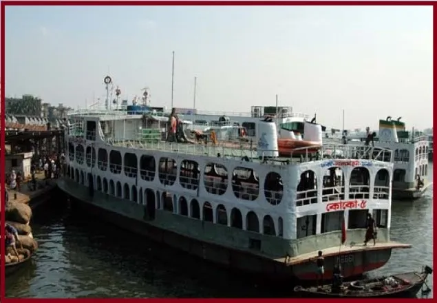 'মোরা'র প্রভাবে সারাদেশে নৌযান চলাচল বন্ধ ঘোষণা 
