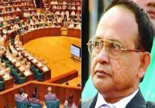 ‘করের টাকা কোথায় যাচ্ছে, অবাধ লুটপাট হচ্ছে’