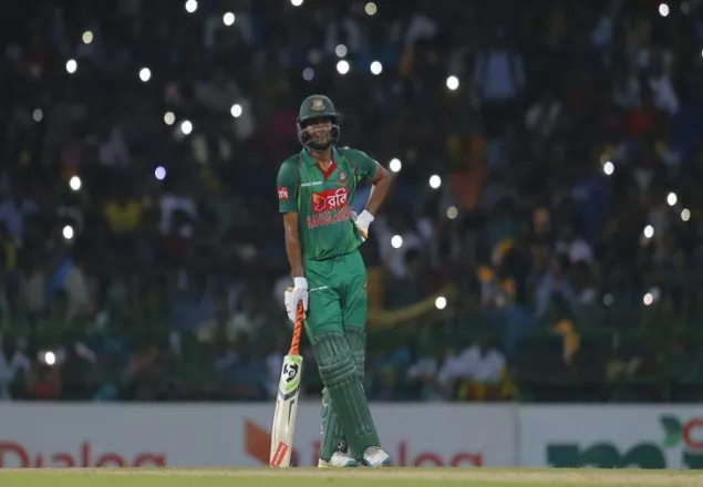 ব্যাটিং বিপর্যয়ে টাইগাররা