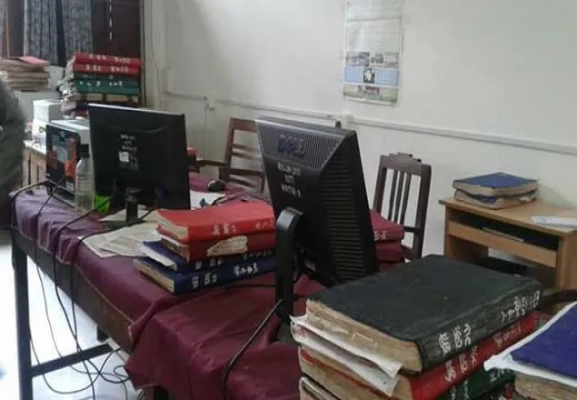 ঠাকুরগাঁও রেকর্ড রুমের সার্ভার বিকল, ভোগান্তি চরমে