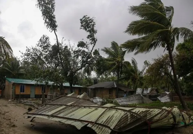 রোহিঙ্গাদের পাশে কেউ নেই